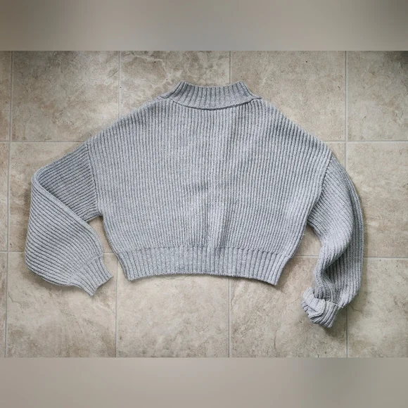 Garage Balloon Sleeve Quarter Zip Sweater - Size Large - Picture 7 of 9